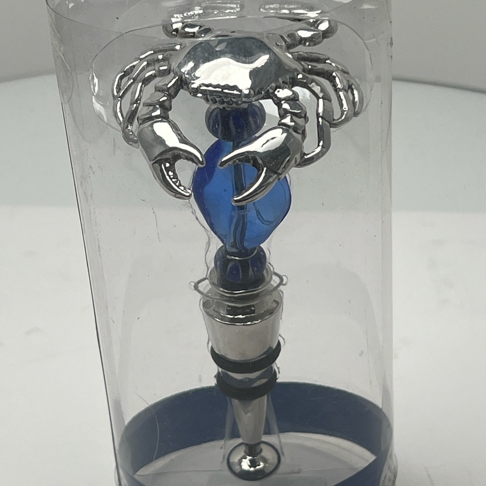 Mud Pie bottle stopper crab motif